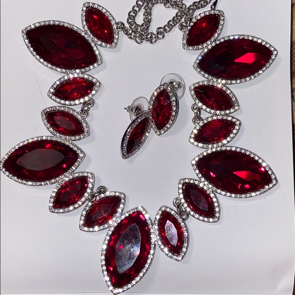 Necklace & Earrings set